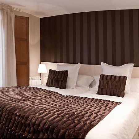 Aparthotel Tres Aguas à Ezcaray Extérieur photo